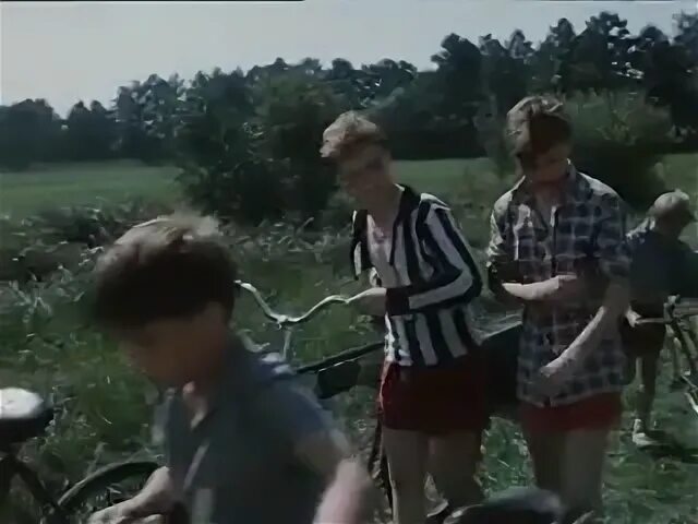 История мальчиков и девочек 1989