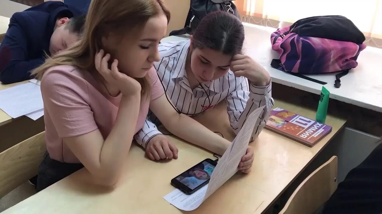 Моу школа с аксарка. Школа в аксарки классы. аксарка школа. расшколивание в образовании.