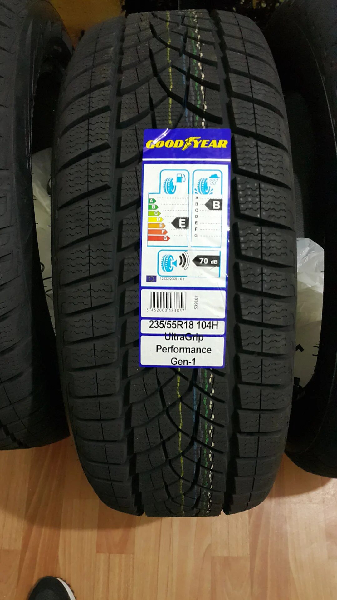 Автомобильная шина continental vancocontact 235/55 r17 103w летняя. 235/55 r18. 235 55 r18 104. Goform knight at. Winrun r330 101w.