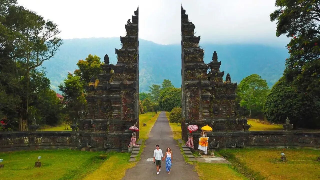 Бали улицы. Достопримечат. Бали. Тенгунан Bali. Убуд Бали улицы. Аудия Бали.