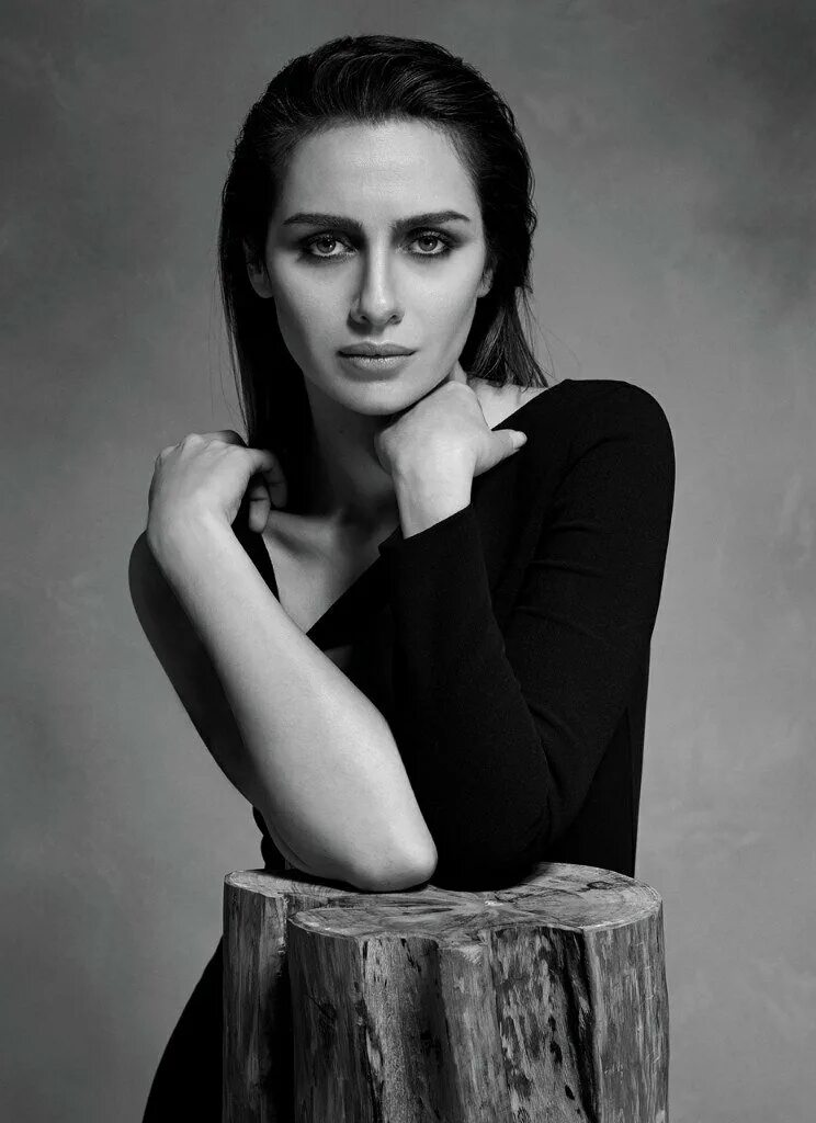 бирдже акалай в платье. бирдже акалай фото. бирдже акалай 2021. бирдже акалай. бирдже акалай 2023.