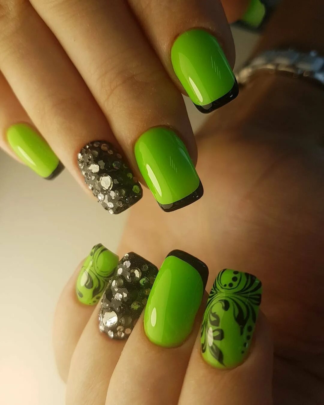 маникюр с салатовым цветом. ногти маникюр салатовый. салатовый маникюр. ногти маникюр салатовый. ногти маникюр салатовый.