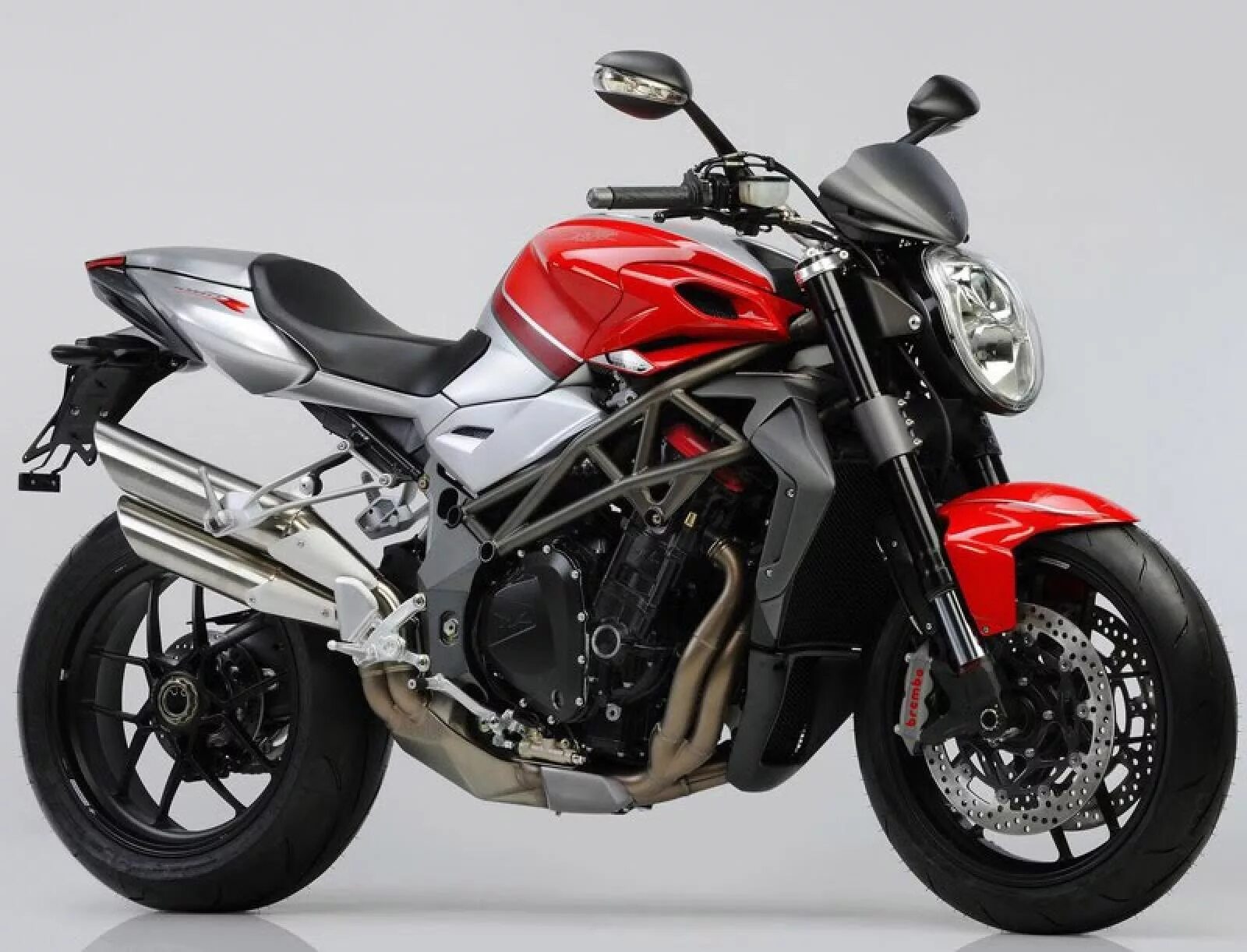 Байки названия. Мотоциклы MV Agusta brutale 1090rr. Brutale 1090rr. MV Agusta brutale 1090rr 2010. MV Agusta brutale 1090rr 2015.