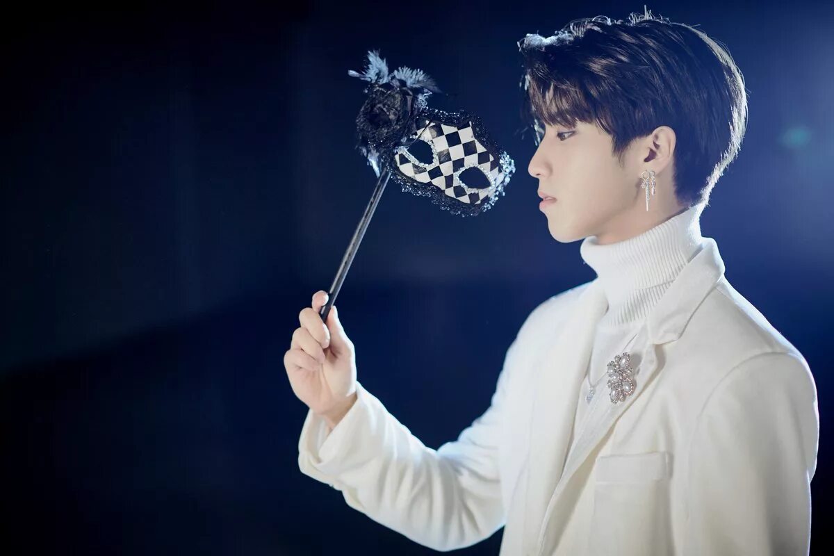 цитаты из песен stray kids. цитаты stray kids. цитаты из stray kids. чанбин domino. цитаты из песен stray kids.