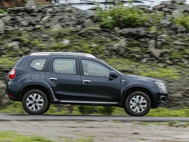 Nissan xterra 2014. Nissan terrano и renault duster. Ниссан джип похож на рено дастер. Ниссан похожий на рено. Nissan terrano (2013).
