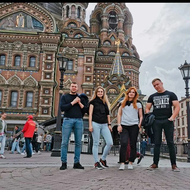 Найти друзей в спб. Найти друзей в спб. Найти друзей в спб. Влюбленные в санкт-петербурге. Найти друзей в спб.