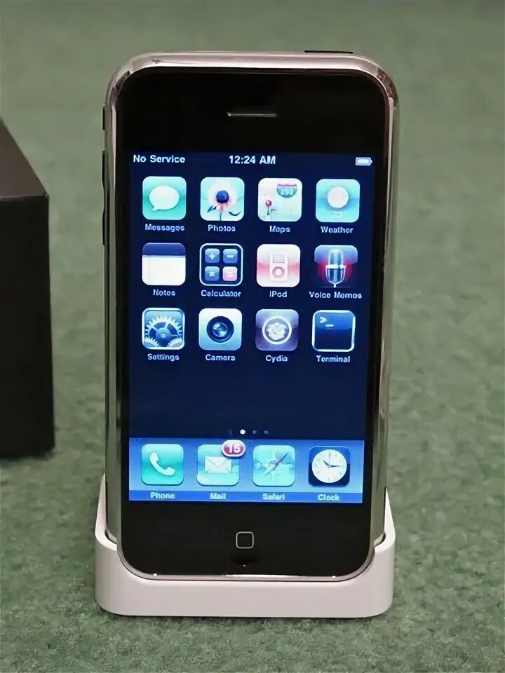 14 лет назад представили первый iPhone. Каким он был? AppleInsider.ru