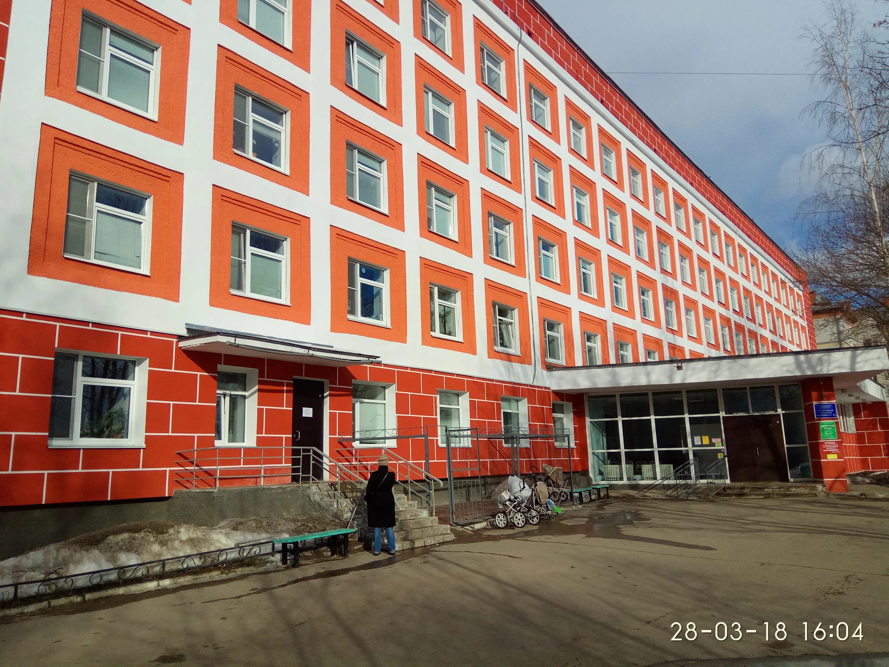 Поликлиника лименда. Вологодская городская поликлиника 4. Поликлиника 3 вологда московская 2а. Детская поликлиника 1 автозаводский район. Телефон взрослой поликлиники 3 вологда.