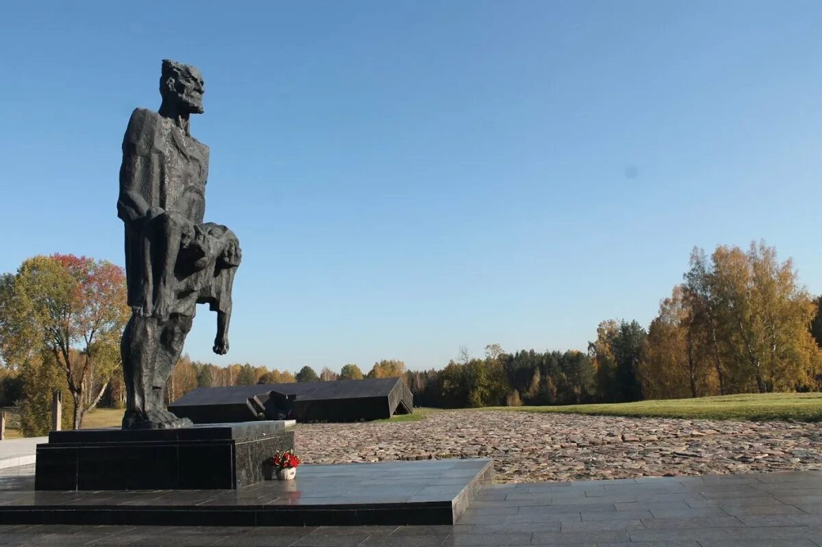 Хатынь мемориальный комплекс. Хатынь кратко. Хатынь мемориальный комплекс. Трагедия хатыни. Хатынь кратко.