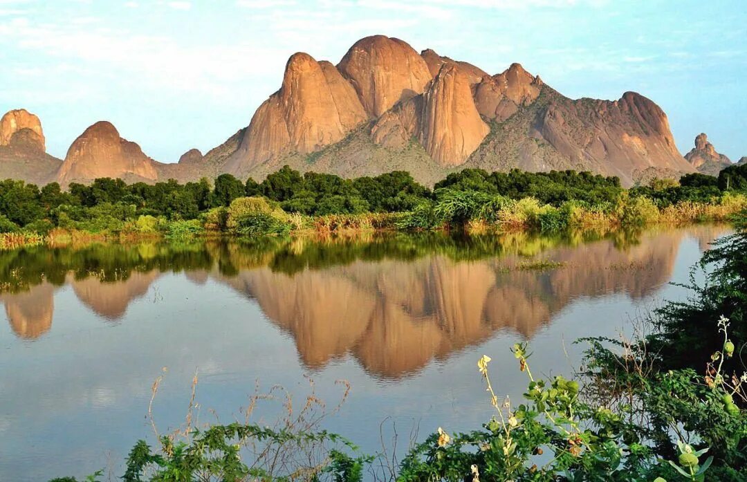 Особенности рельефа судана. Особенности рельефа судана. Полузасушливые пустыни. Рельеф южного судана. Кассала судан.