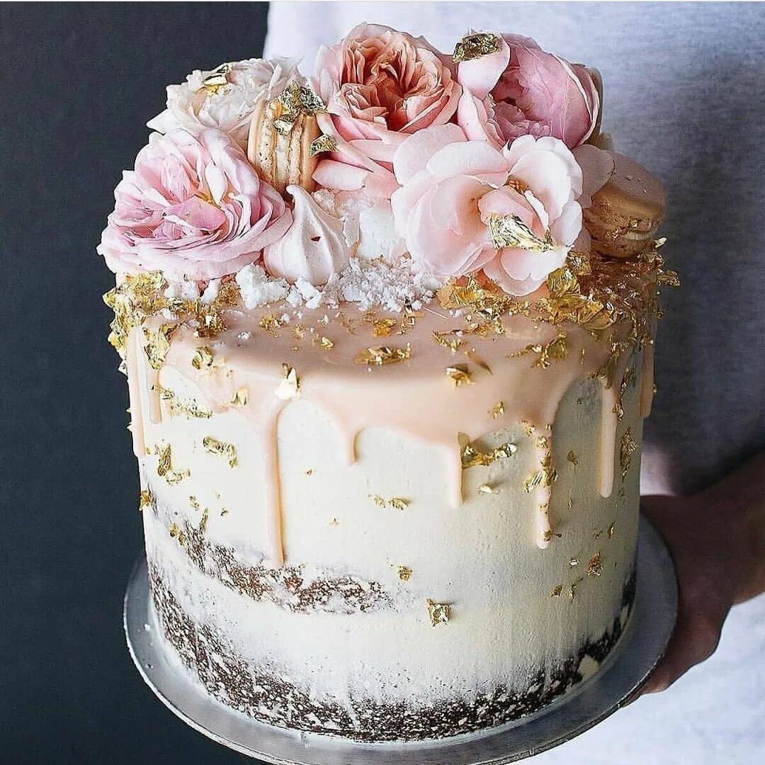 Красивые торты. Нежное украшение торта. Стильный торт. Красивые стильные торты. Фото современных тортов