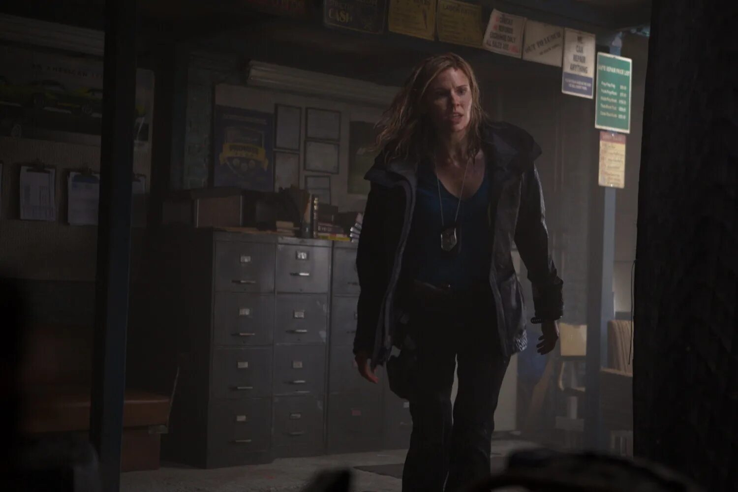 ограбление в ураган постер. мэгги грейс ограбление в ураган. ограбление в ураган лучшее. ограбление в ураган лучшее. ограбление в ураган лучшее.