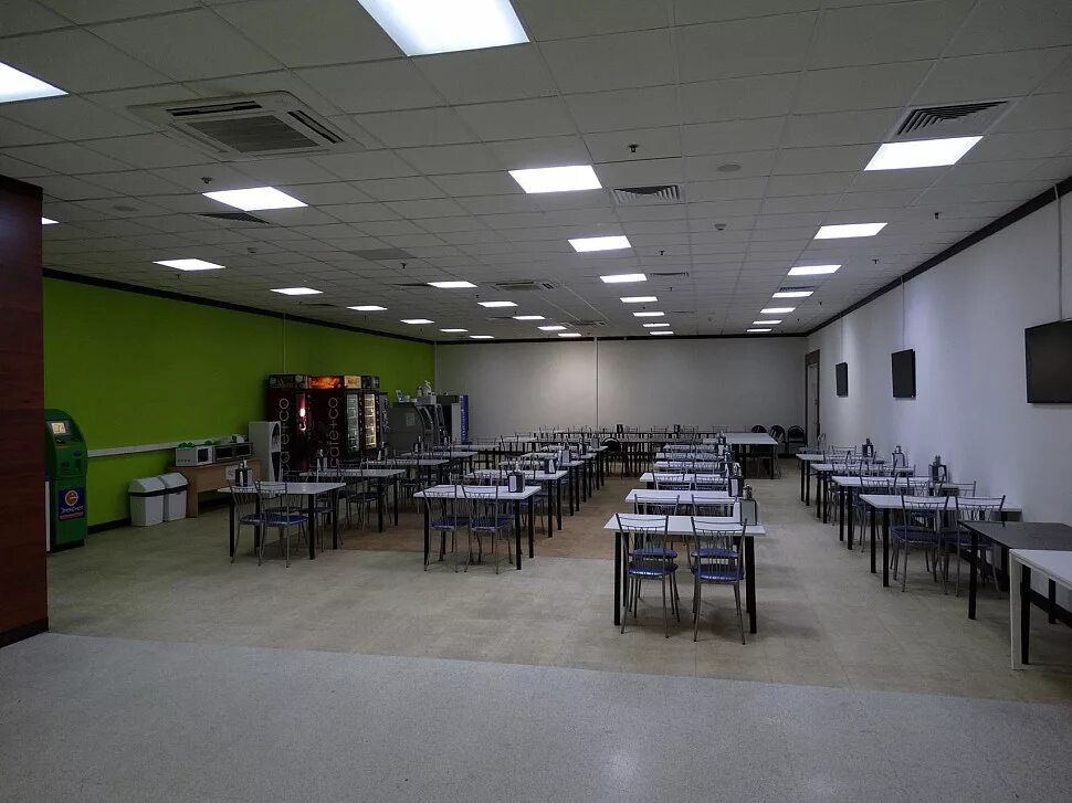 интерьеры общественных столовых. столовая на заводе. столовые на предприятиях. столовая на предприятии. производственная столовая.