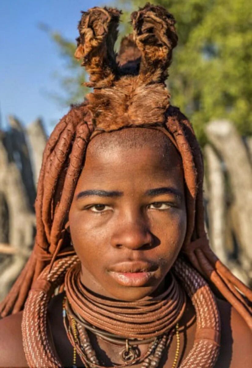 Красивые девушки племен. Химба Ангола. Племя Химба. Африканское племя Химба. Химба Намибия женщины.