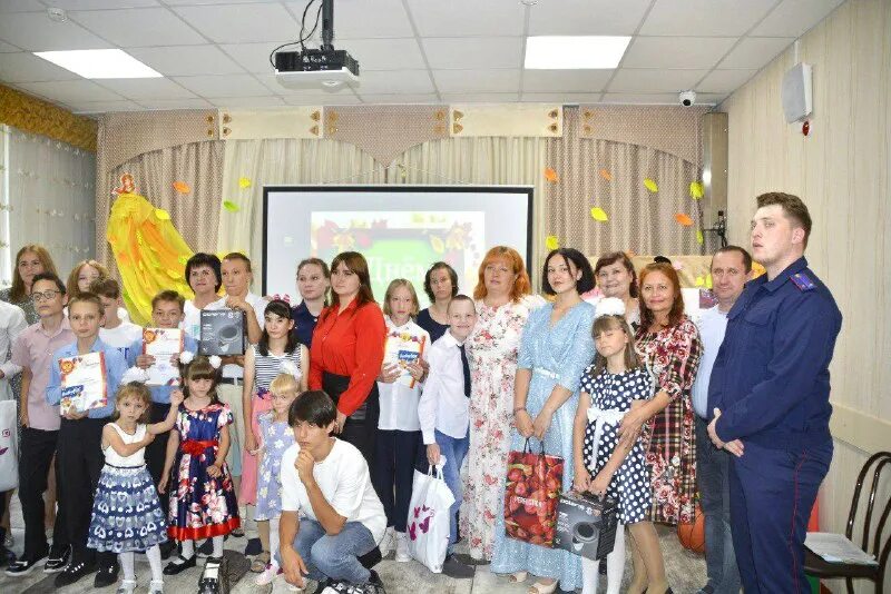 Центр помощи детям. Детский дом рубцовск. Рубцовск центр помощи детям оставшимся без попечения родителей. Рубцовский центр помощи детям оставшимся. Центр реабилитации рубцовск.