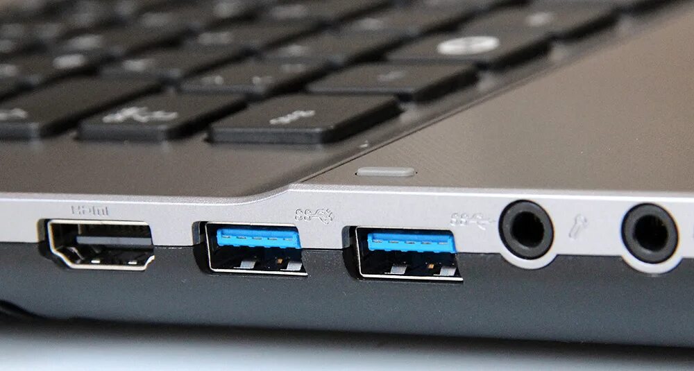 Usb type c в ноутбуке. Разъем юсб 3.0. юсб 3.0 разъем на ноутбуке. usb порт на ноутбуке. разъем usb для ноутбука.