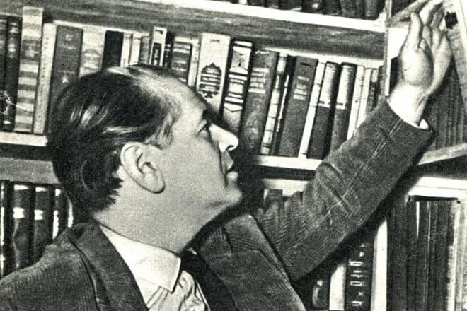 Алексей каплер фото "Да, чтобы не забыть когда едете за город, берите с собой хлеб или крупу, чтоб