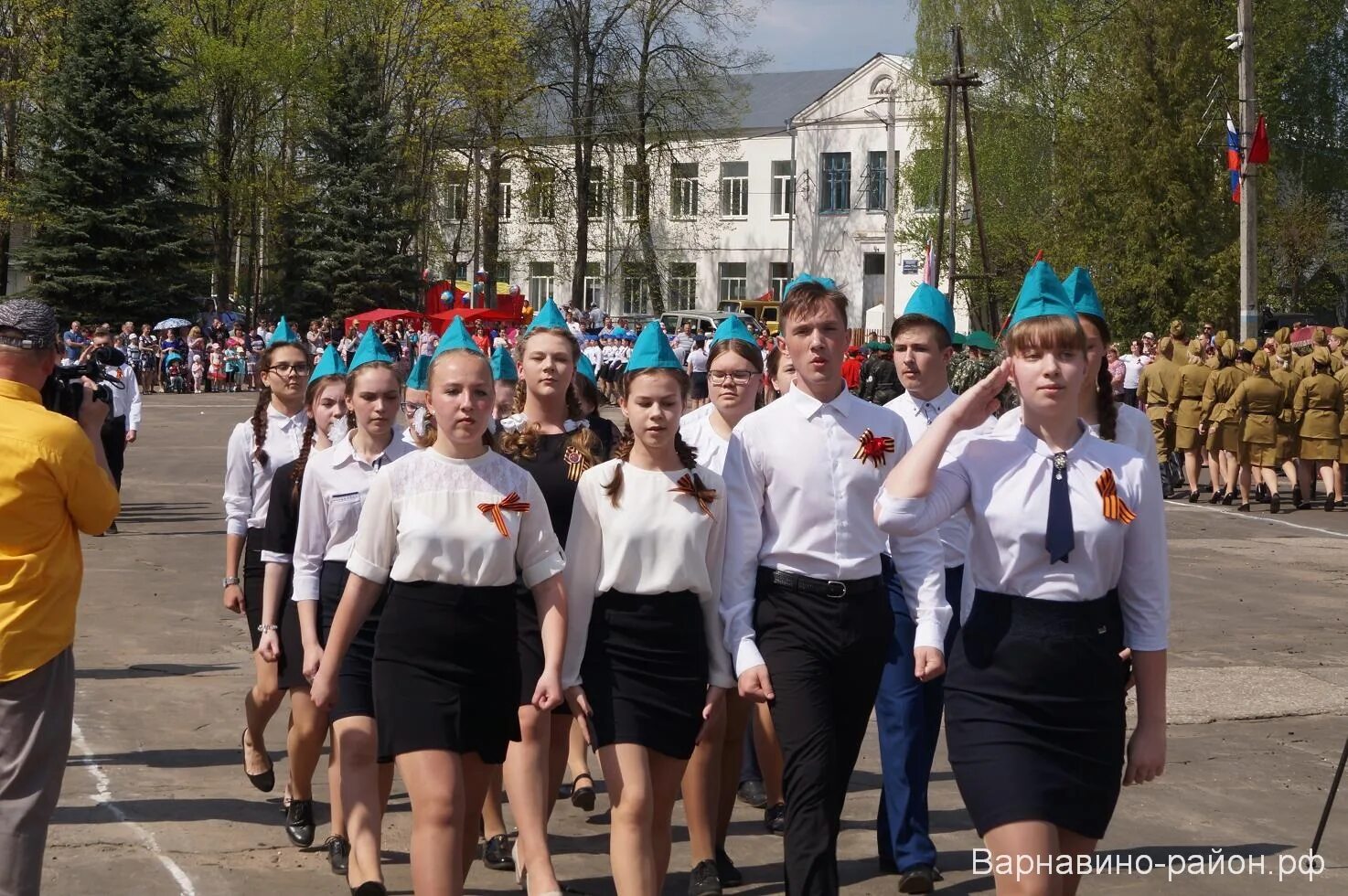 Аллея героев в варнавино. Аллея героев в варнавино. Варнавино школа. Точная погода в варнавино. Точная погода в варнавино.
