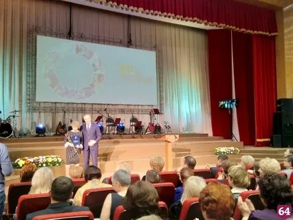 Губернатор поздравил работников культуры
