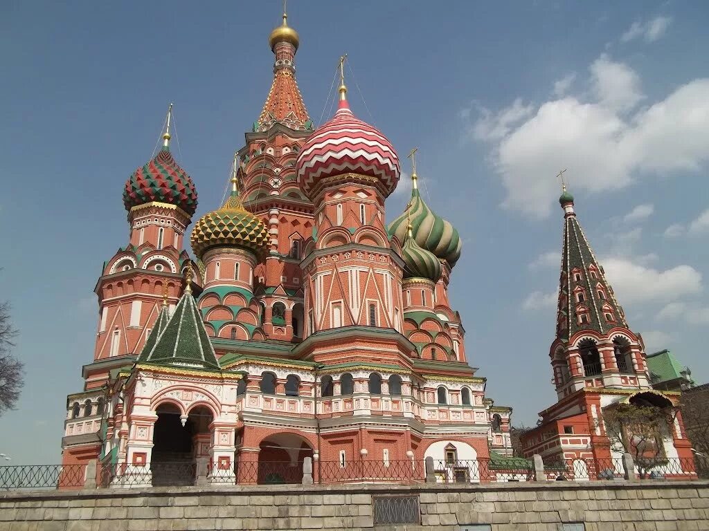 церковь вознесения в коломенском стиль. храм зодчество древней руси. церковь вознесения в коломенском шатровый стиль. церковь вознесения в селе коломенском. храм в тайнинском мытищи.