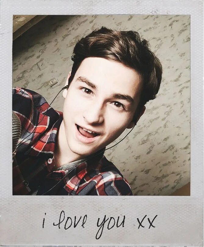 1 популярного ютубера. Самый крутой ютубер в мире. Топ 10 самых популярных ютуберов. 1 популярного ютубера. Пьюдипай.