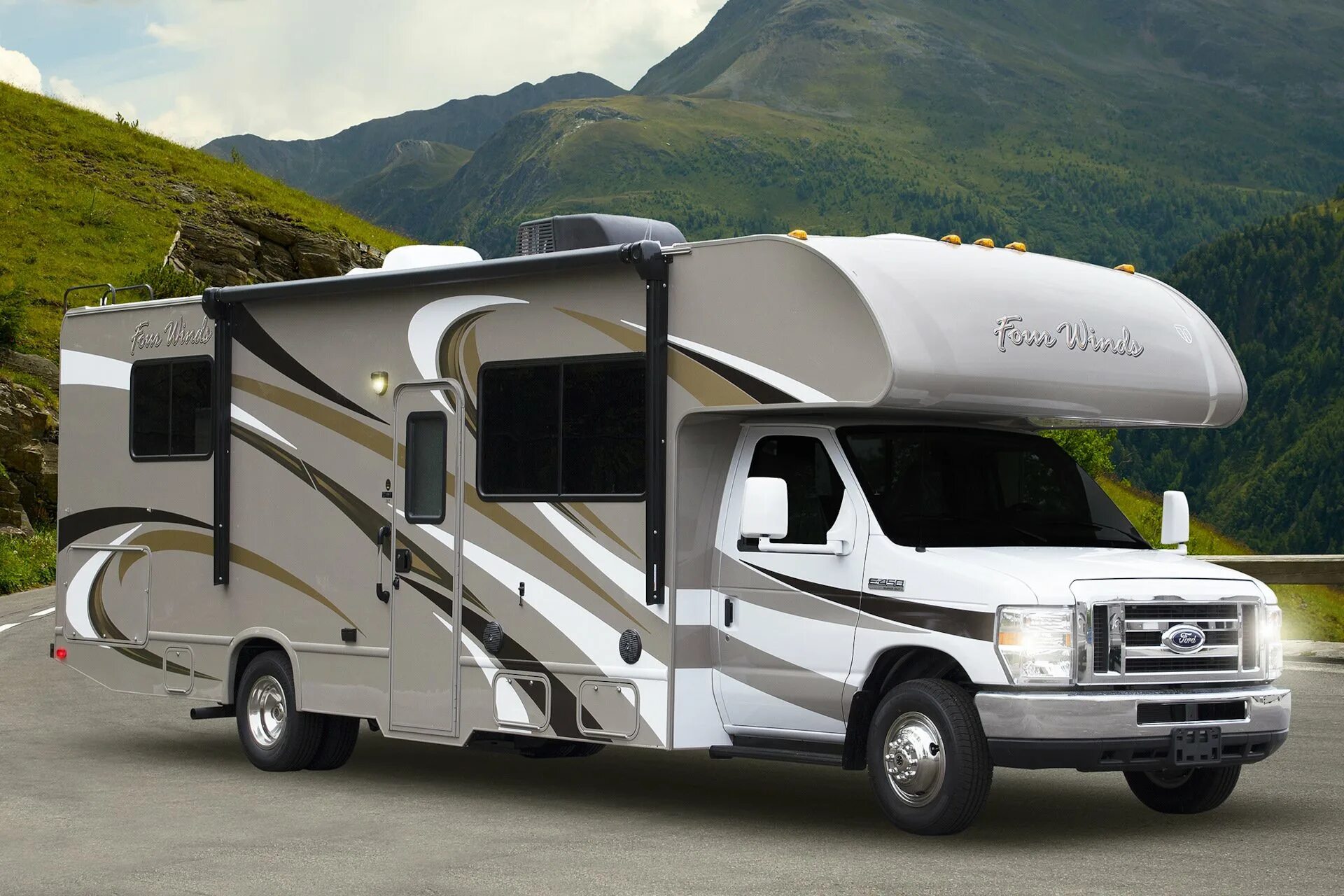 Хороший дом трейлер. Автодом Airstream 2020. Кемпер автодом RV. Ford e450 автодом. Автодом Motorhome Ford.