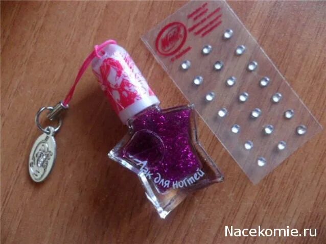 Волшебные клуб журнал. Журнад винсе с комметикой. Журнал винкс волшебный клуб. Журнал винкс волшебный клуб. Журнал винкс волшебная комната.