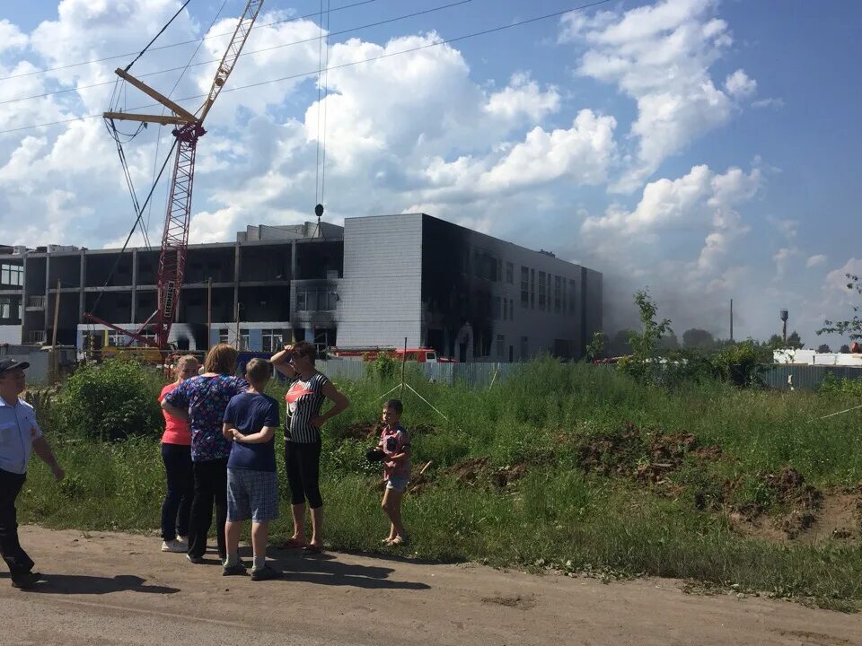 Новая школа в Зуевке Кировская область. Новая школа города Зуевка. Пожары в Зуевке Кировской области. Недостроенная школа Кирова. Подслушано зуевка вконтакте