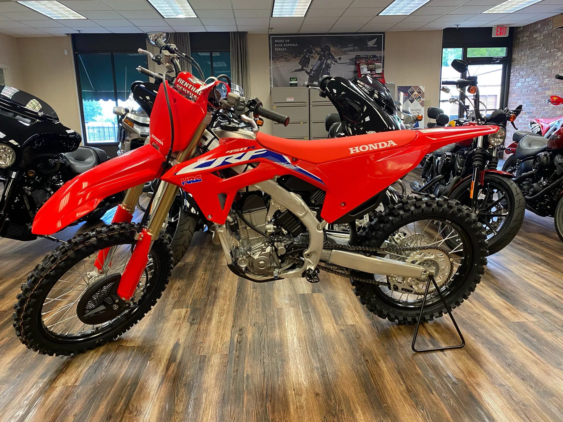 Honda crf450r 2022. Хонда ЦРФ 450 2022. Honda CRF 2022. Honda crf 450r