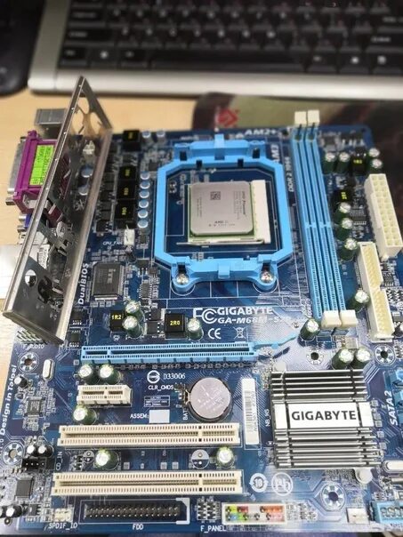 2. Gigabyte ga m68m s2p. Материнская плата гигабайт m68mt-s2. Gigabyte ga-m68m-s2p v1. Gigabyte ga m68m s2p.