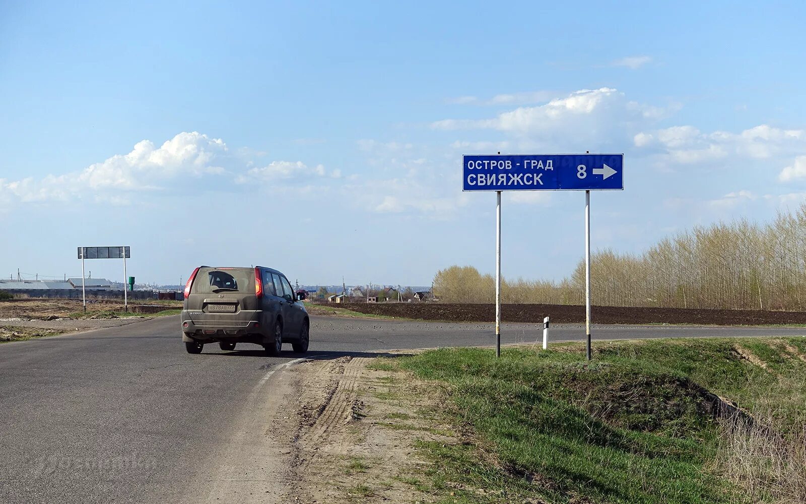 Дорога Казань Свияжск. Дорога Казань Свияжск на машине. Свияжск км от Казани. От Казани до Свияжска на машине.