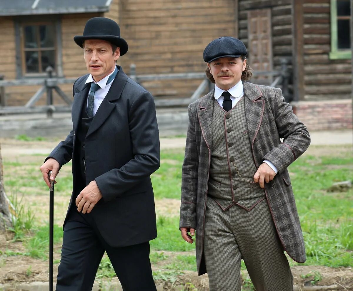 своя чужая сериал кадры. хабенский и бурковский в сериале. своя чужая сериал. детективы сериал насонов. где снимается детективы.