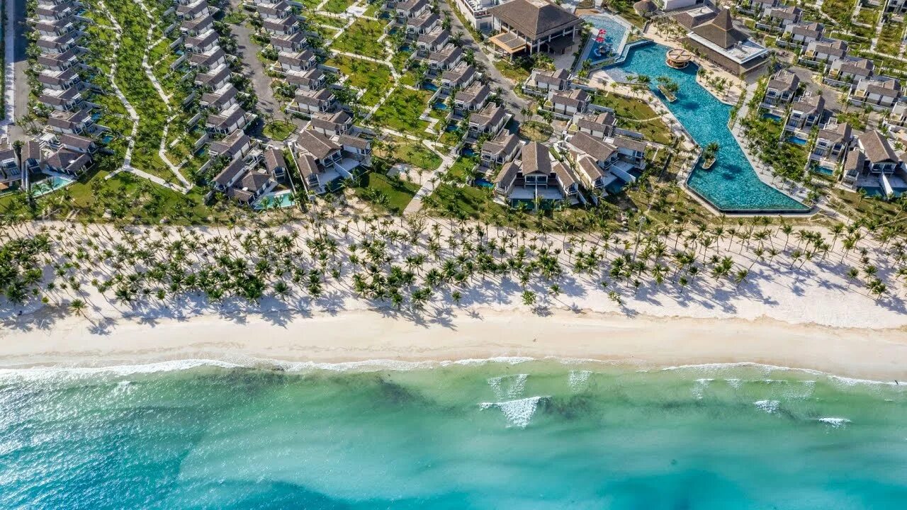 Pullman phu quoc beach resort 5*. Pullman phu quoc beach resort 5*. New world фукуок. Остров фукуок. Вилла в валдорф астория мальдивы.