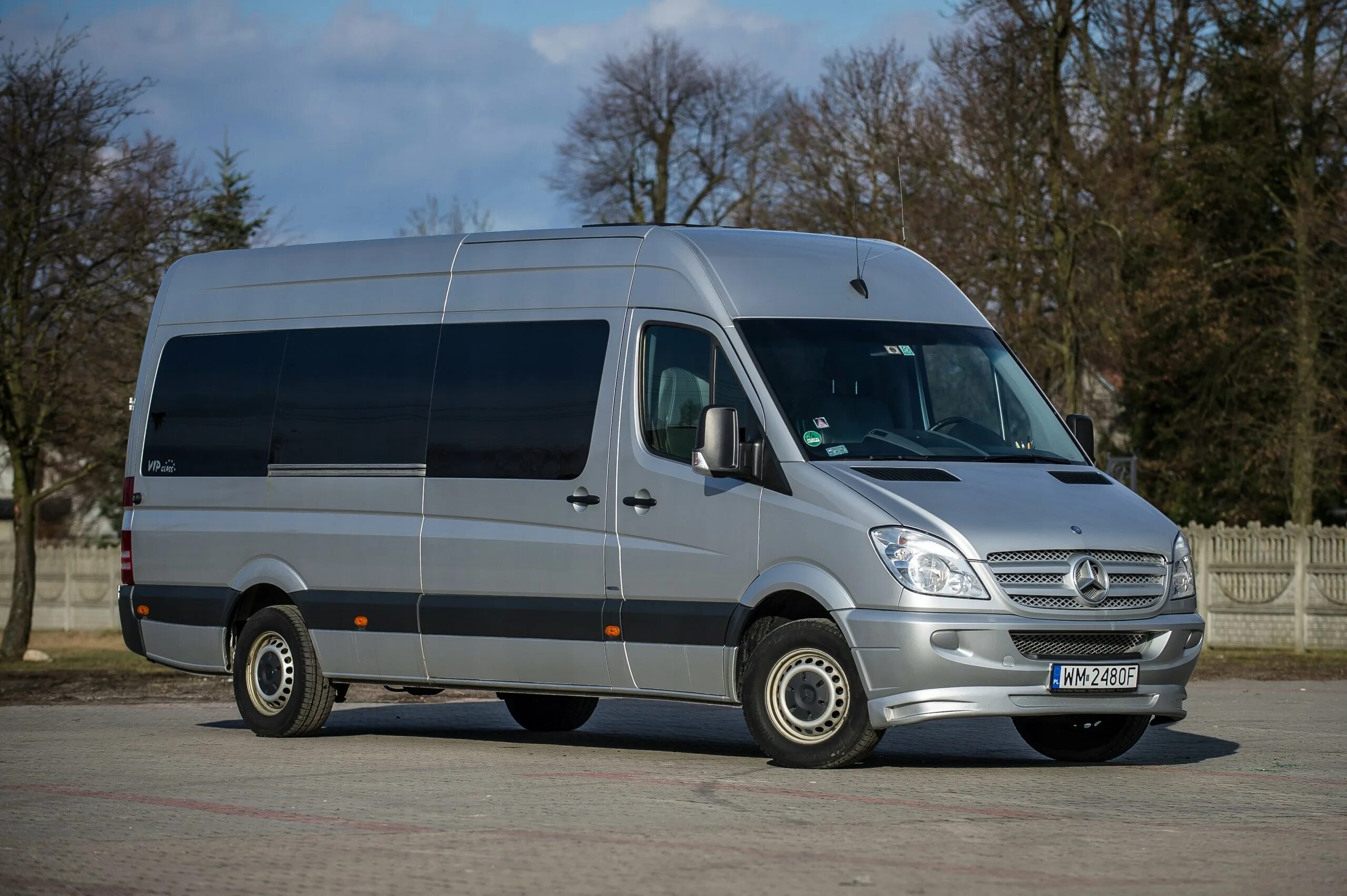 Купить спринтер в красноярске. Mercedes-Benz Sprinter 316. Mercedes Sprinter 316. Мерседес Бенц Спринтер пассажирский. Мерседес Спринтер Классик.