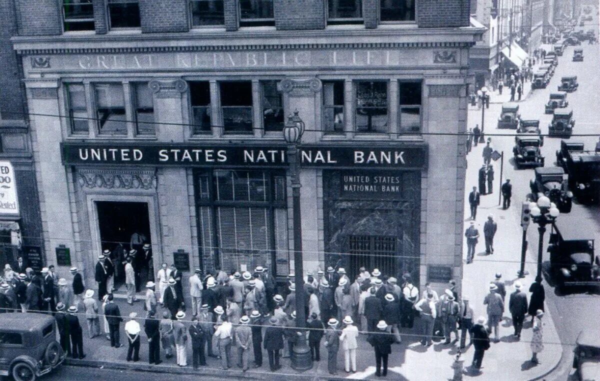 Великая депрессия в США 1929-1933. Великая депрессия в США 1929-1933 банки. Великая депрессия Америки 1929 год. Кризис 1929 года в США