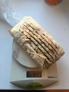 Сколько весит шаурма
