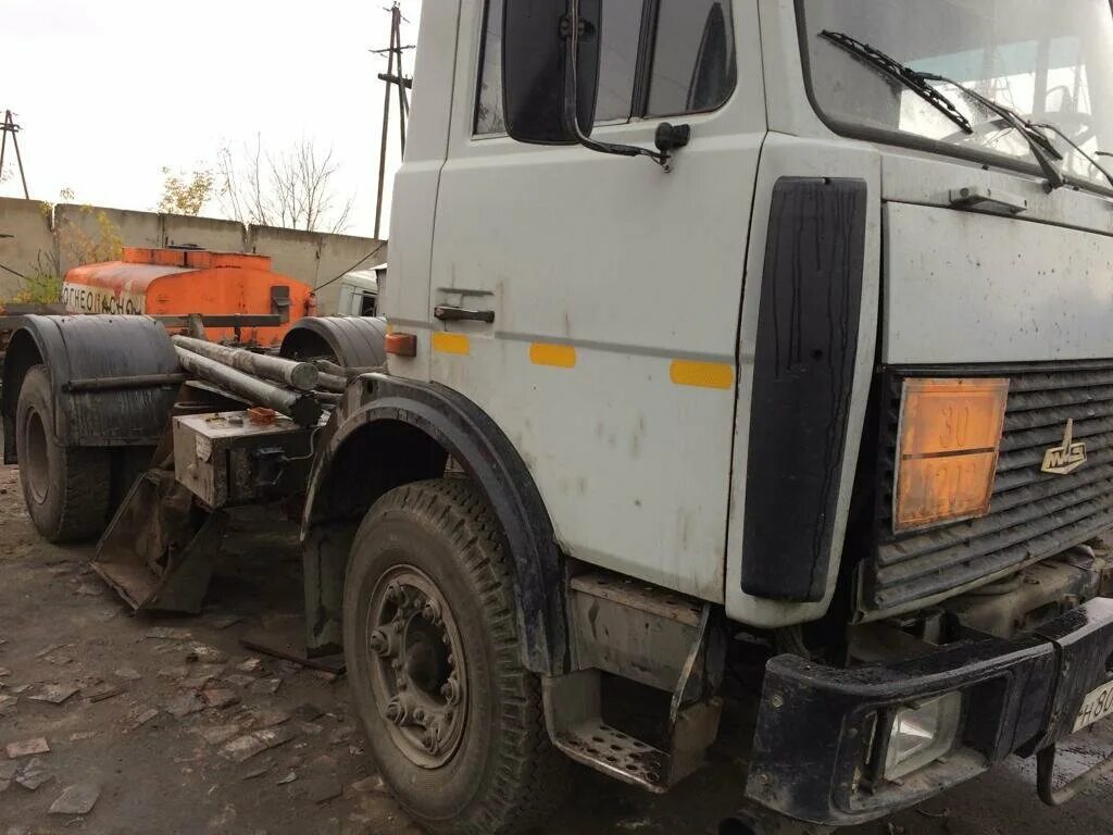 маз 5336 44. разбор маз. разборка маз 6516. камаз с двигателем рено грузовой. грузовой авторазбор маз челябинск.