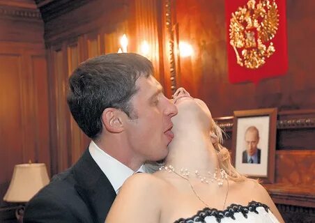 Фото мужа захаровой
