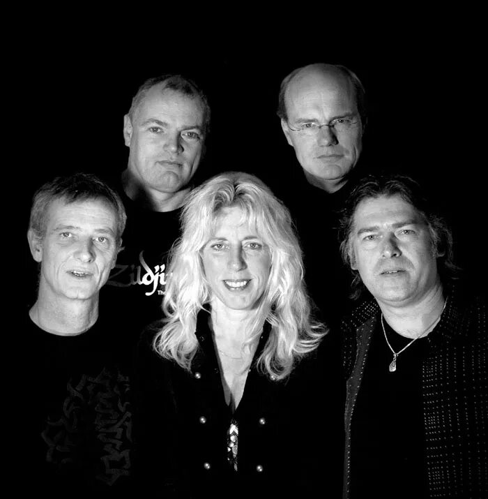 Machine head band 1996. группа diamond head 1980. Head дискография. Diamond head британская группа. Head дискография.