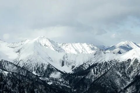 Snow mountain down