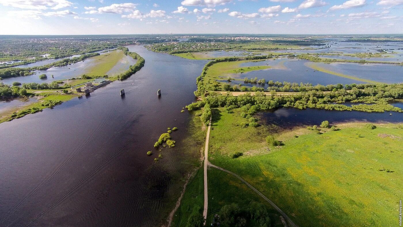 Волхов новгородская область. Река Волхов Великий Новгород. Устье реки Волхов Великий Новгород. Исток Волхова. Река Волхов Новгородская область.