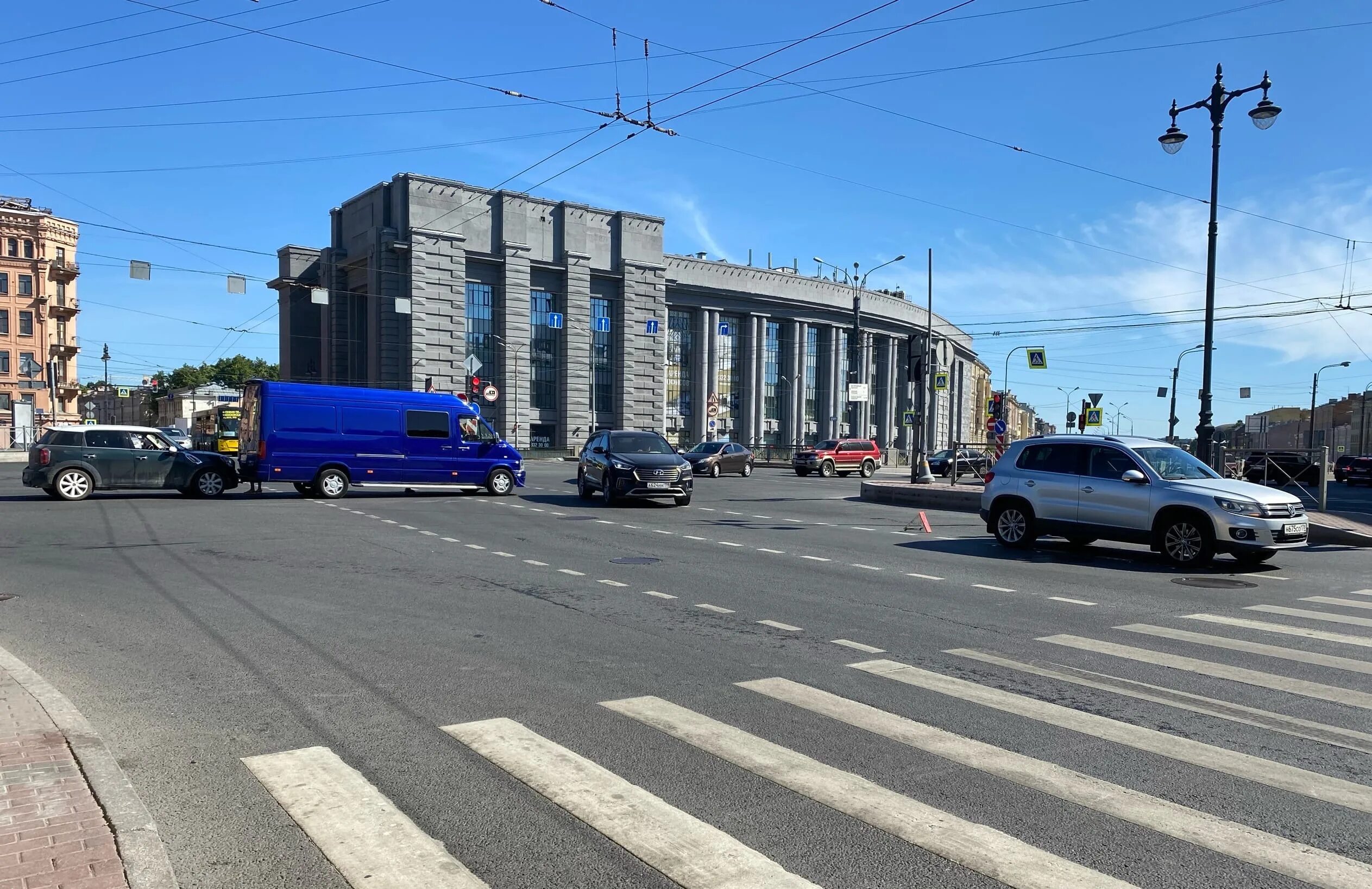 Вчера на московском проспекте. Санкт-петербург затопило. Вчера на московском проспекте. Дтп на московском проспекте. Дтп с каршерингом в санкт-петербурге.