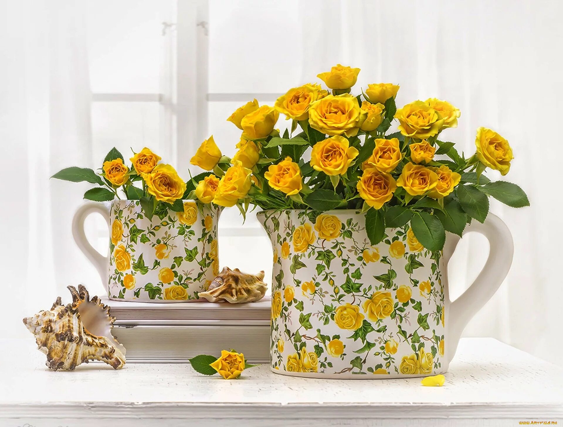 Желтое доброе утро картинки. Утренние цветы. Утренний букет. Букет цветов "Солнечный". Цветы в кружке.