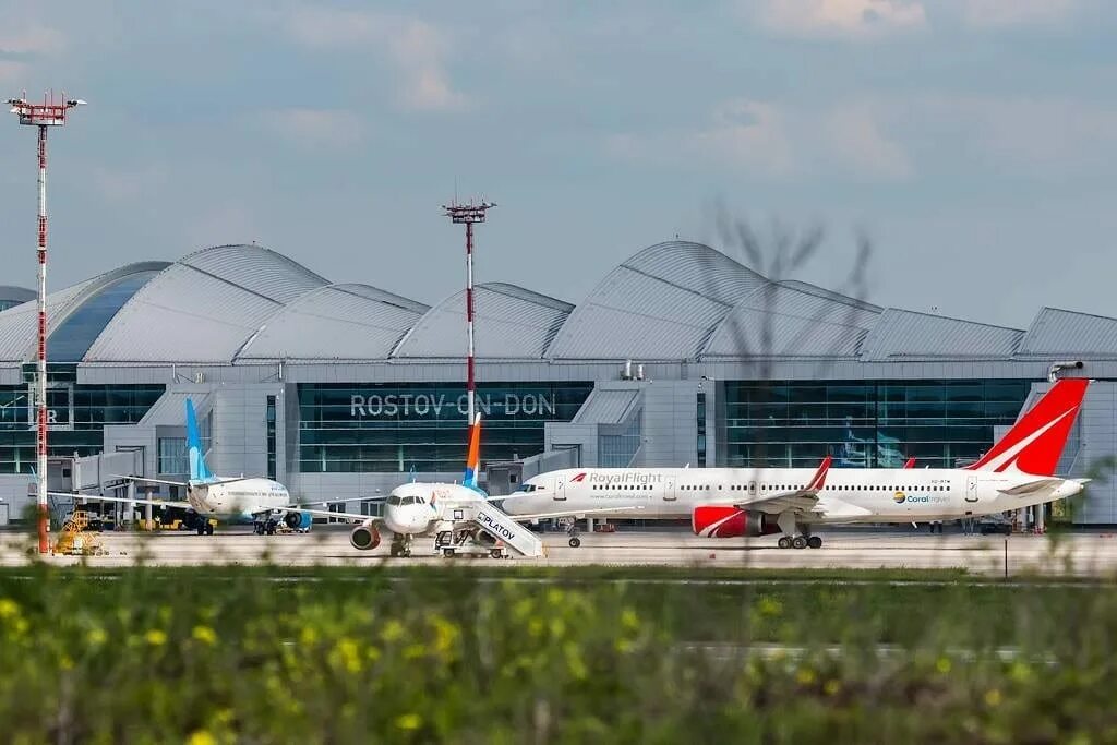 Аэропорт ростова на дону. Аэропорт платов в ростове-на-дону. Международный аэропорт "платов" ростов-на-дону. Аэропорт платово ростовская область. Аэропорт ростова-на-дону платов.