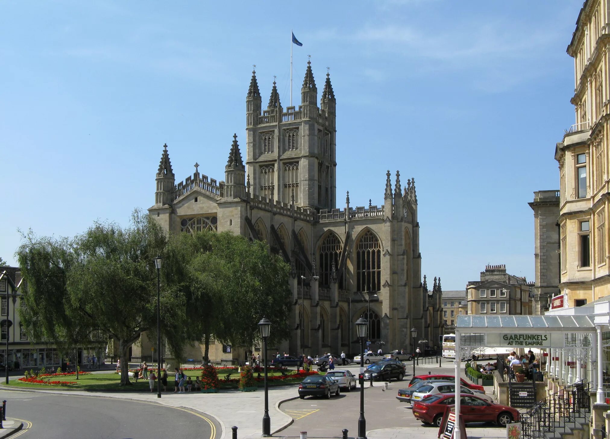 Bath the historic city in somerset. Батское аббатство. Бат Великобритания аббатство. Бат Сомерсет Англия. Bath Abbey бат.