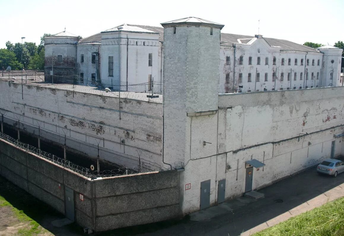Соликамский тюрьма белый лебедь. Колония белый лебедь в Соликамске. ИК-2 белый лебедь. Тюрьма белый лебедь Пятигорск.