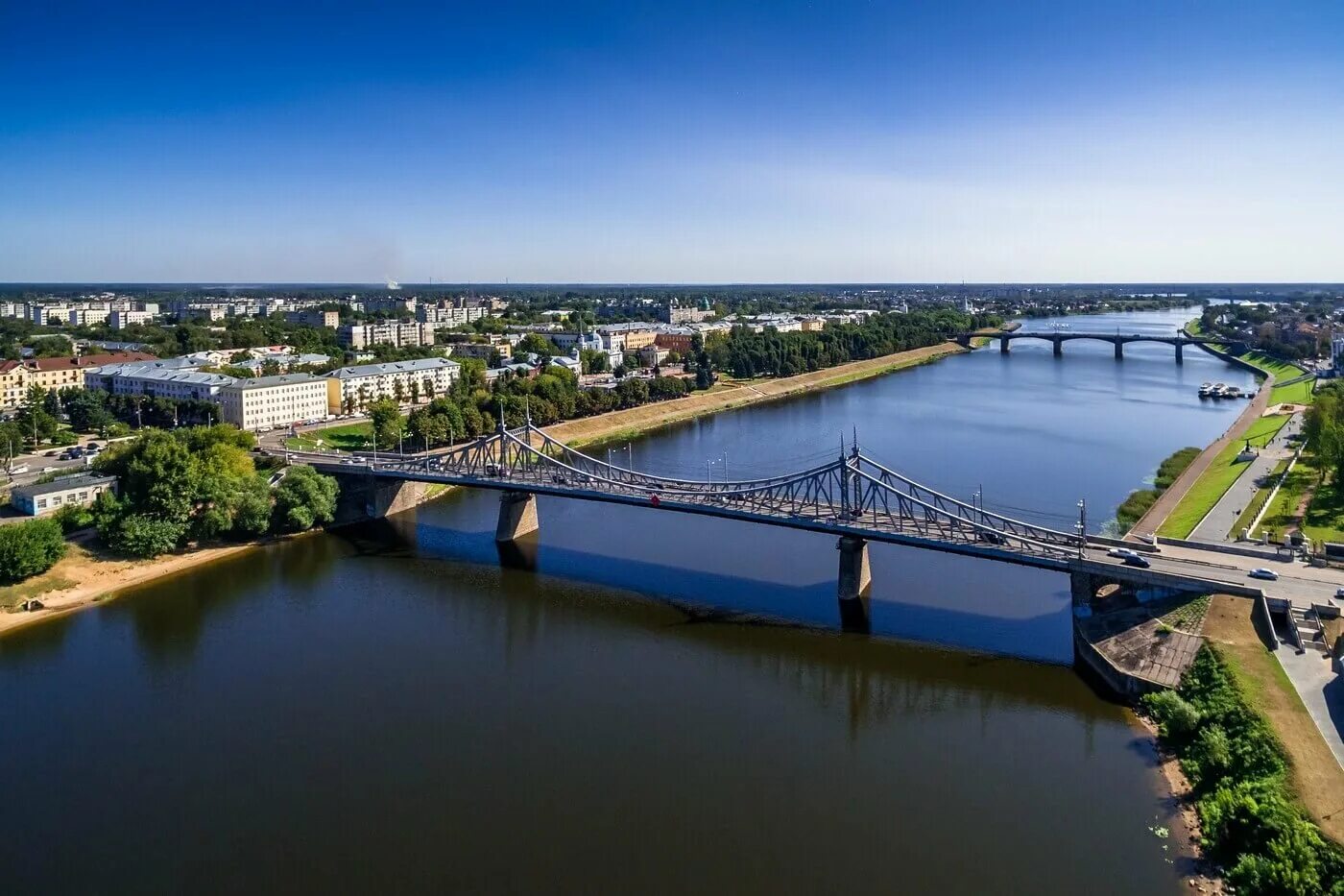 какое население в твери. тверь население 2022. тверь люди. современная тверь. бессмертный полк тверь.