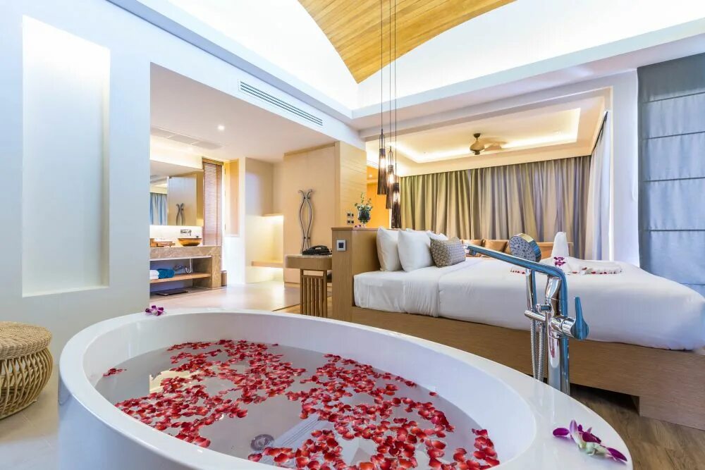 Crest resort pool. Crest resort &amp; pool villas. crest resort pool villas 5 таиланд пхукет. отель crest resort &amp; pool villas. crest resort &amp; pool villas - sha extra plus.