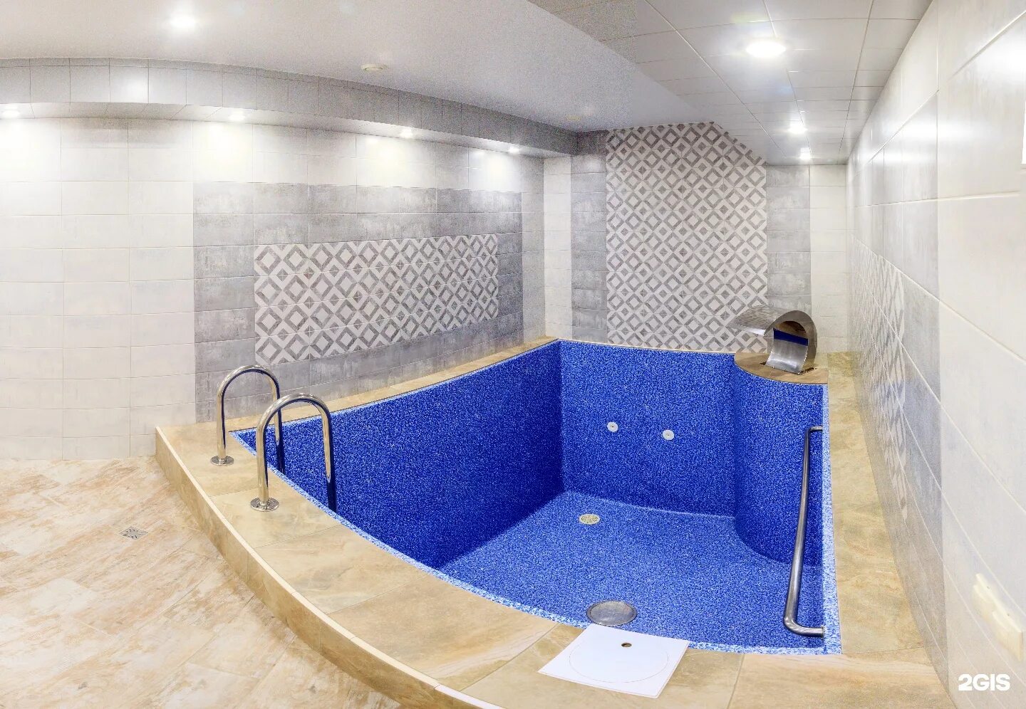 баня набережные челны снять. сакура семейная сауна набережные челны. баня посейдон набережные. банный комплекс куршевель набережные челны. Spa club "пар-house".