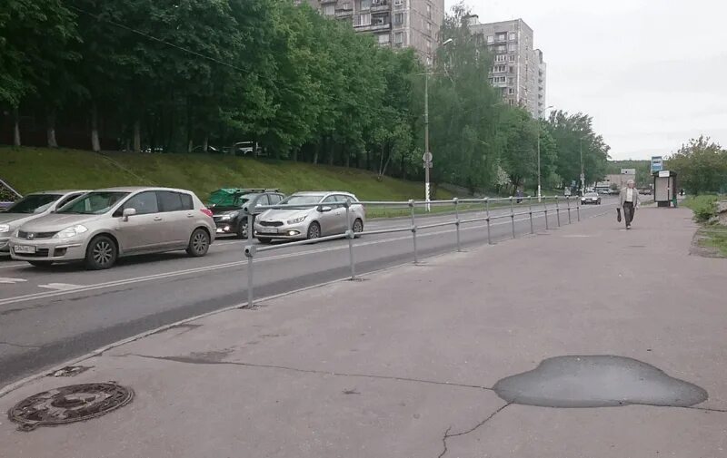 Чертаново. Китайская стена в чертаново. Погода в чертаново сегодня. День города 2016 красная площадь чертаново. Школа 880 чертаново.